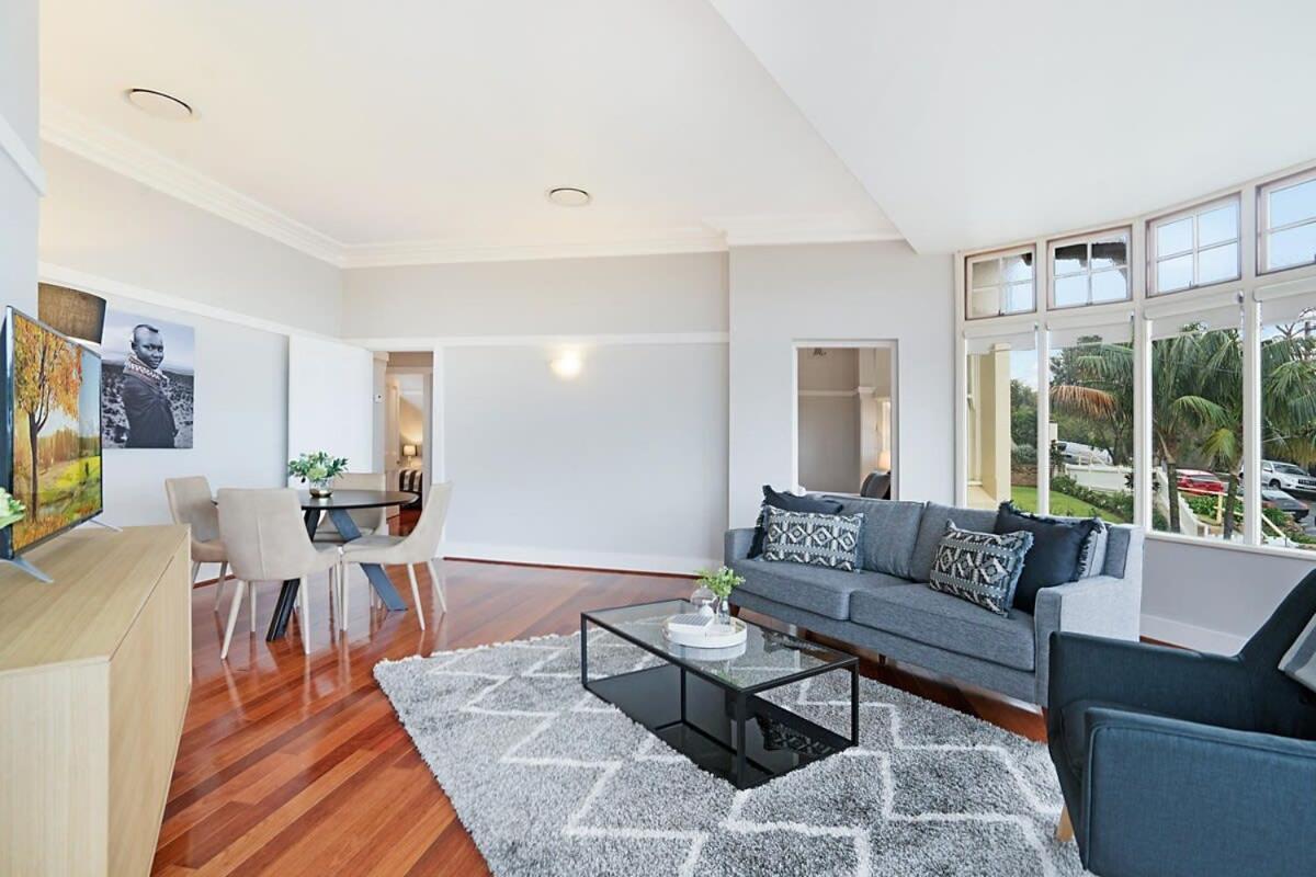 Huge Harbour View Apartment In Historic Home Sydney Exterior photo