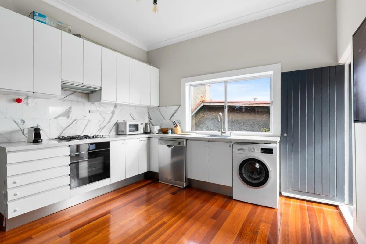 Huge Harbour View Apartment In Historic Home Sydney Exterior photo